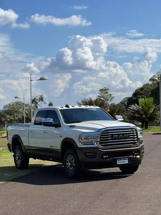 RAM 3500 6.7 I6 TURBO DIESEL LIMITED LONGHORN CD 4X4 AUTOMÁTICO RAM 3500 6.7 I6 TURBO DIESEL LIMITED LONGHORN CD 4X4 AUTOMÁTICO